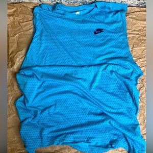 Nike tee sleeveless men’s Sz M